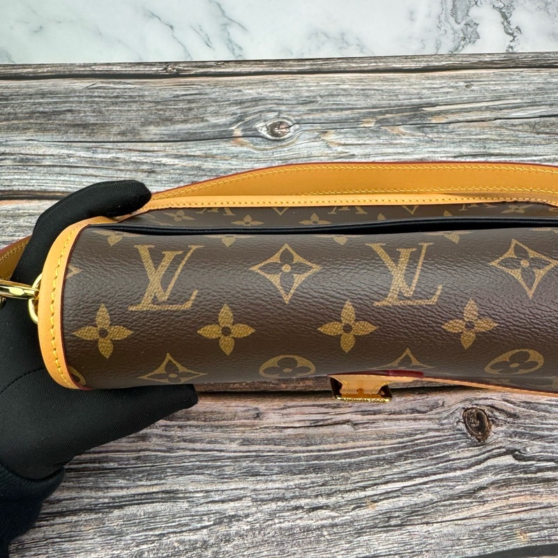 Louis Vuitton 路易威登M45985經典DIANE系列Monogram帆布 #法棍包 / #斜背包 / #肩背包 晶片款-15