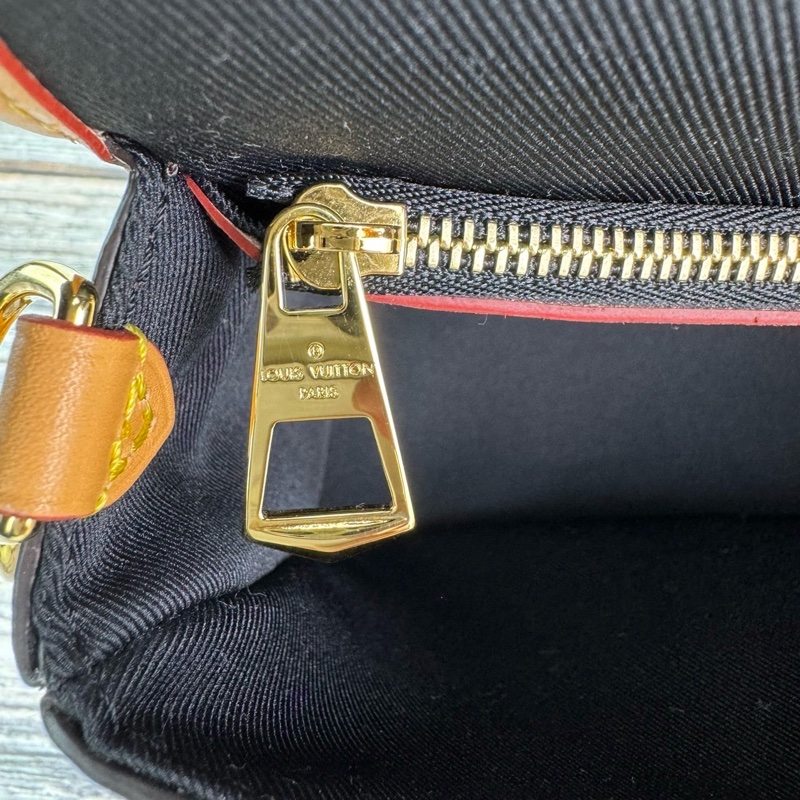 Louis Vuitton 路易威登M45985經典DIANE系列Monogram帆布 #法棍包 / #斜背包 / #肩背包 晶片款-24