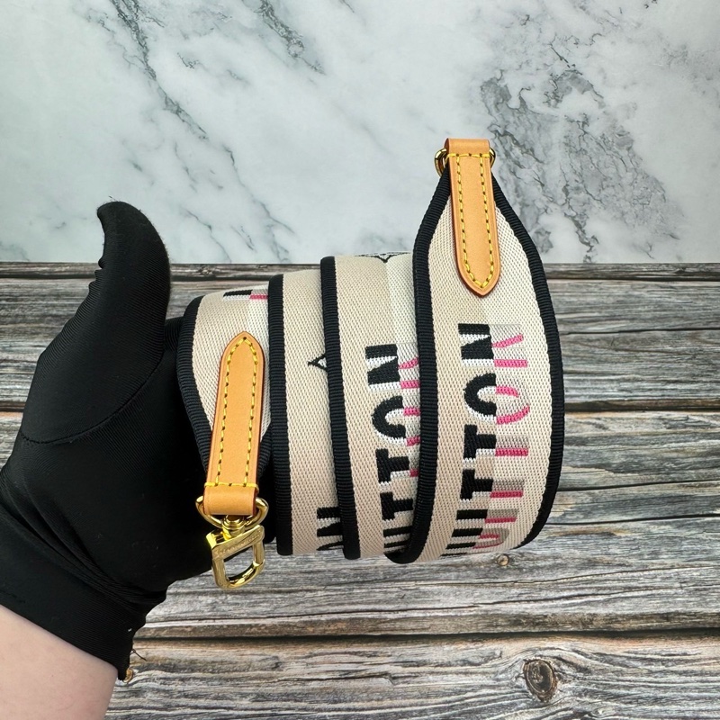 Louis Vuitton 路易威登M45985經典DIANE系列Monogram帆布 #法棍包 / #斜背包 / #肩背包 晶片款-31