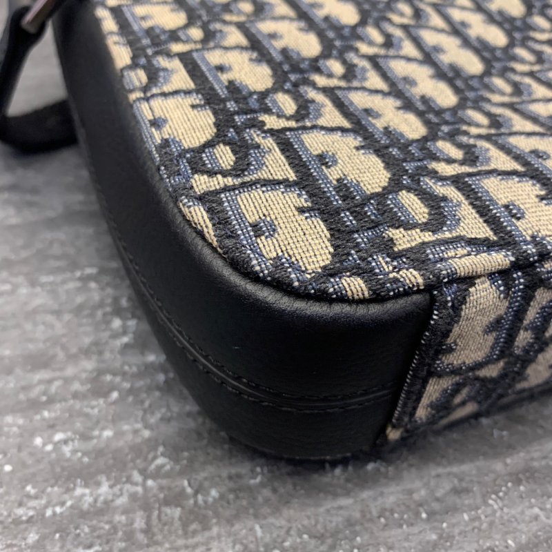 Dior bag 男女肩背包-4