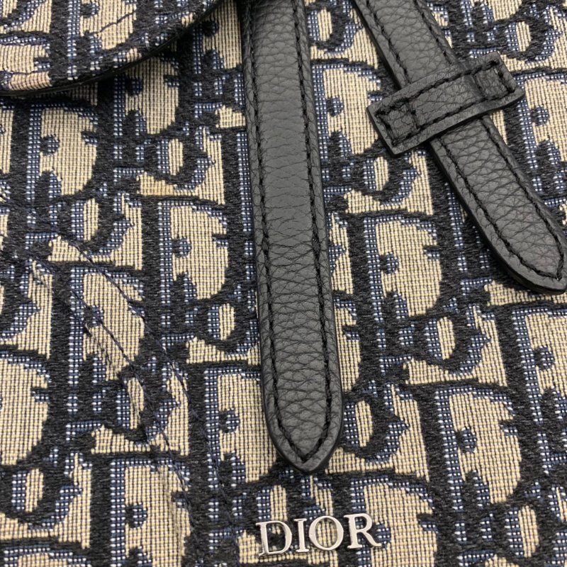 Dior bag 男女肩背包-9