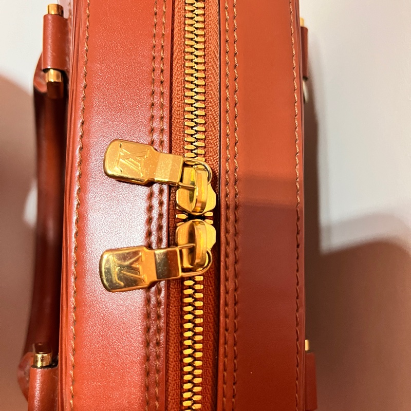 LV Vintage EPI 手提包(無背帶)-3