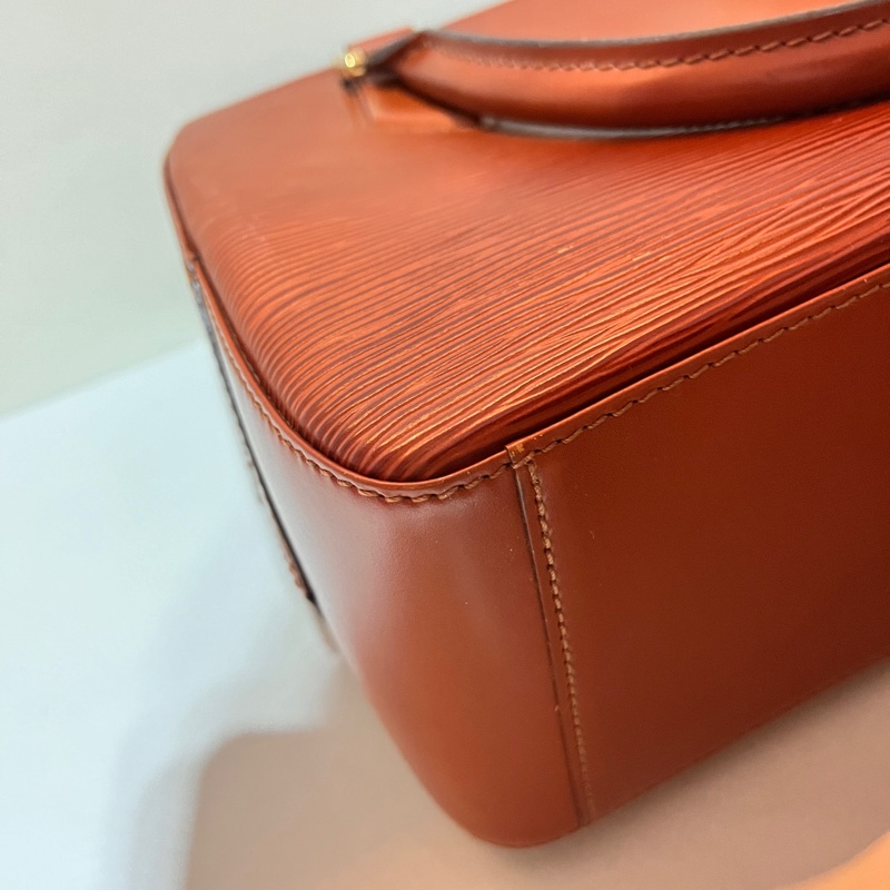 LV Vintage EPI 手提包(無背帶)-7