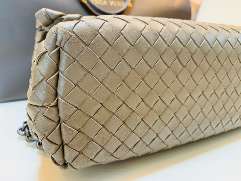 Bottega Veneta雙鏈帶小羊皮肩背/斜背包(深奶茶色/咖啡)-4