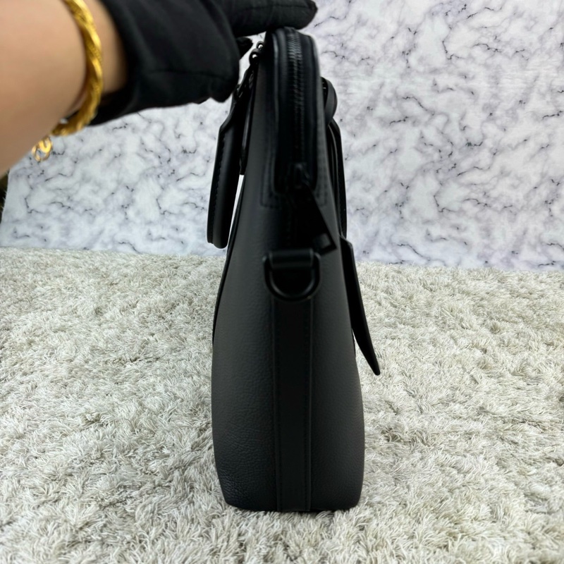 LV M59159 Takeoff 公事包 電腦包 黑色 ⭕️晶片款⭕️櫃上售價$112000元⭕️-10