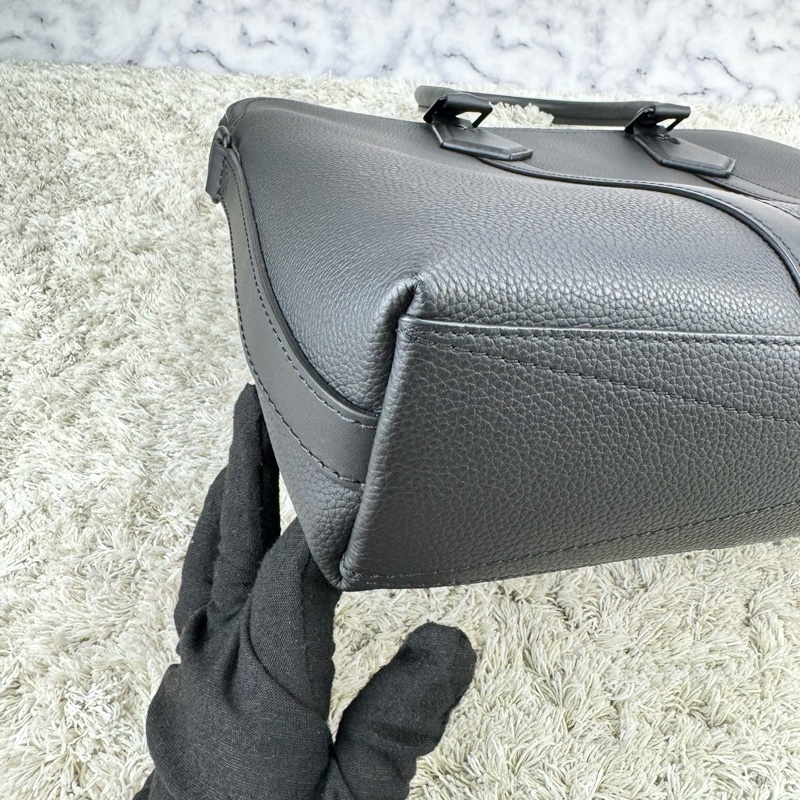 LV M59159 Takeoff 公事包 電腦包 黑色 ⭕️晶片款⭕️櫃上售價$112000元⭕️-16