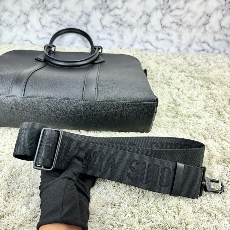 LV M59159 Takeoff 公事包 電腦包 黑色 ⭕️晶片款⭕️櫃上售價$112000元⭕️-26