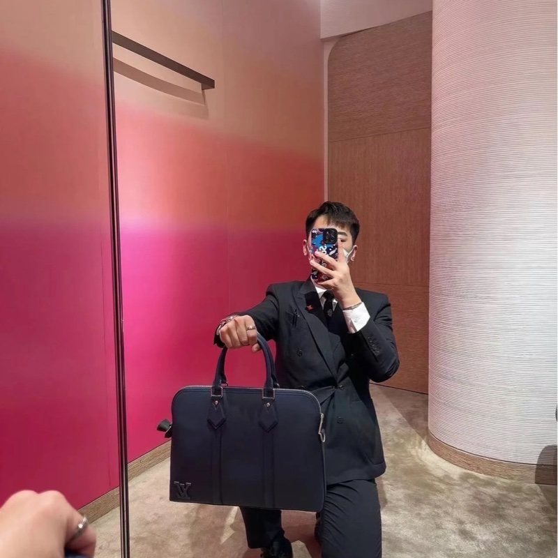 LV M59159 Takeoff 公事包 電腦包 黑色 ⭕️晶片款⭕️櫃上售價$112000元⭕️-27