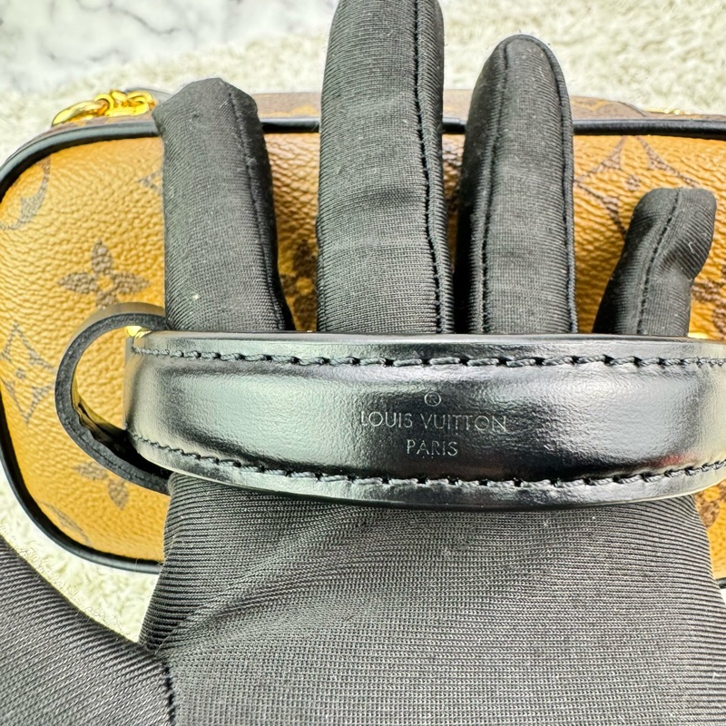 LV M45165 VANITY PM花紋LOG Monogram Reverse帆布拉鍊手提斜背化妝包  ⭕️⭕️晶片款⭕️⭕️-12