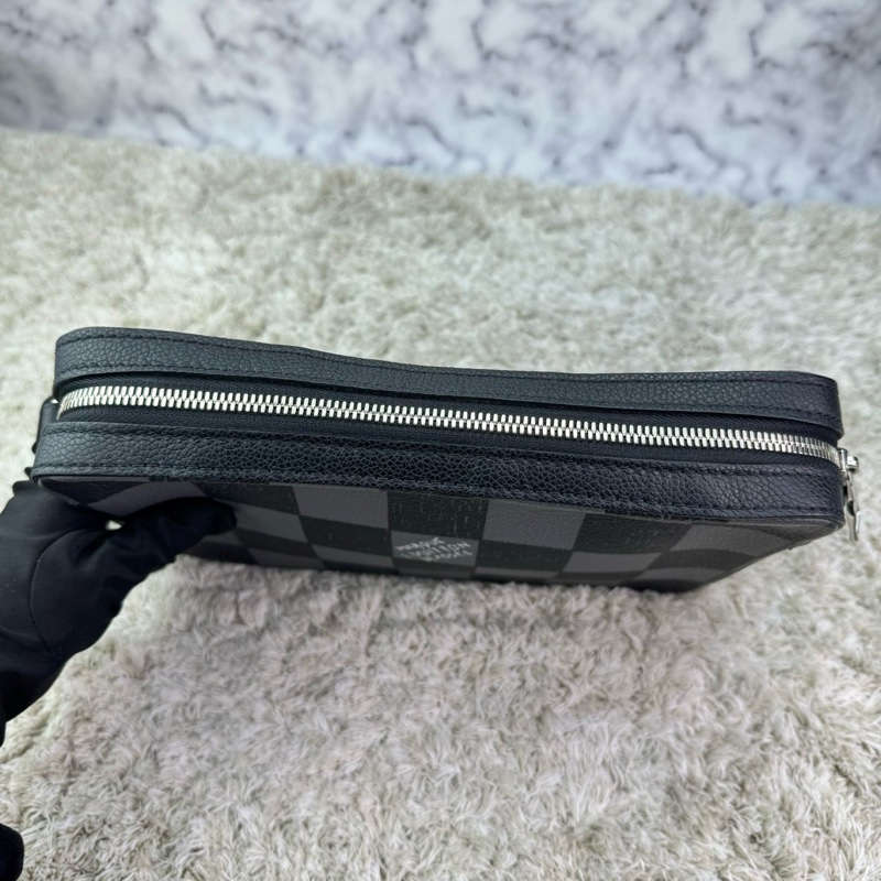 LV 3D打印 黑格三合一TRIO單肩 /斜背包 郵差包 ⭕️臺灣專櫃大全配⭕️晶片款⭕️-11