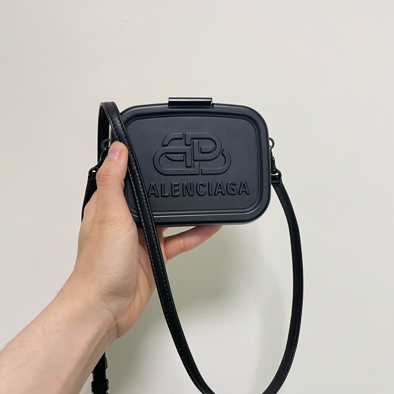 巴黎世家 Balenciaga 飯盒小廢包 搭配-0