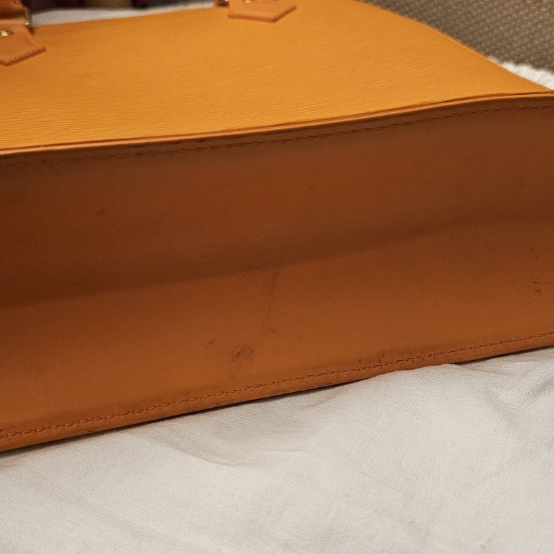 Louise Vuitton epi 亮橘色水波紋手提包 琴譜包-9