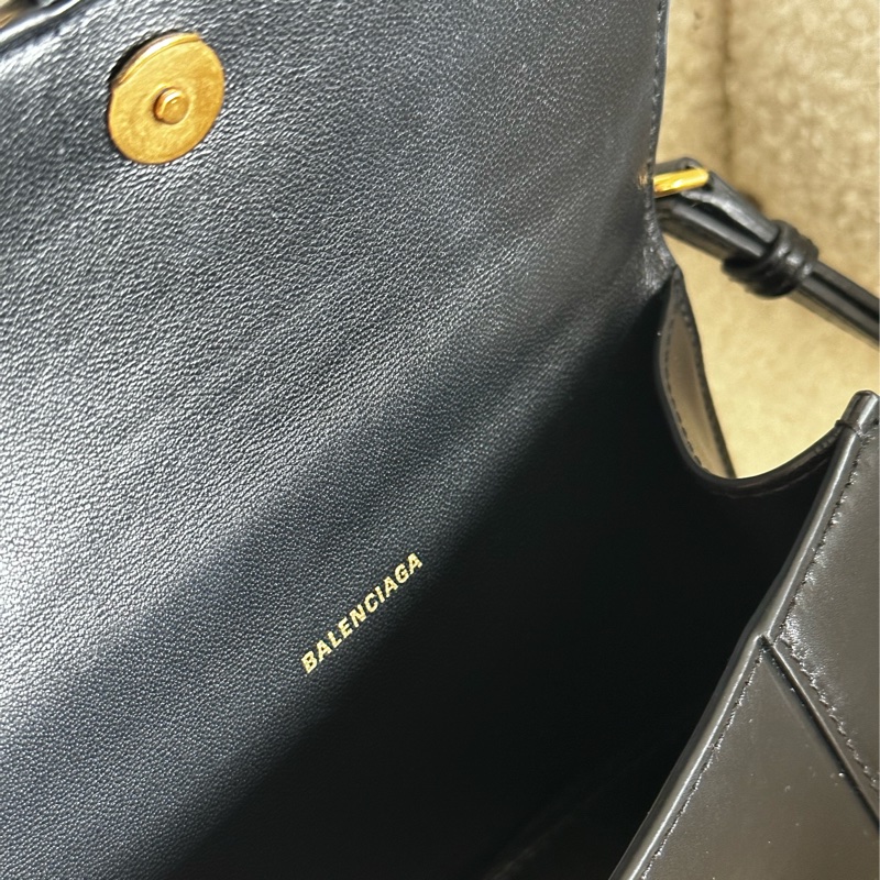 巴黎世家XS黑金沙漏包-3