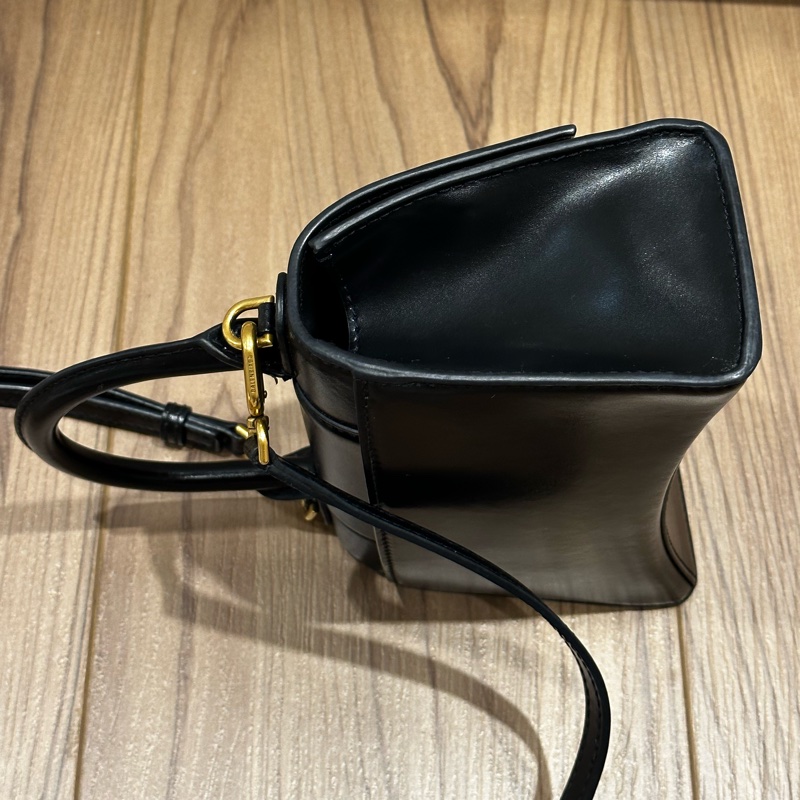 巴黎世家XS黑金沙漏包-8