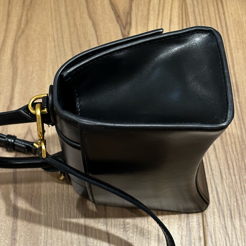 巴黎世家XS黑金沙漏包-13