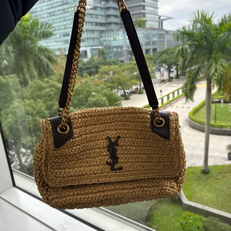 【李佩甄精品】客訂Saint Laurent /YSL Niki 飾牌拉菲草中型單肩包-plaque raffia (原價9萬多)-5
