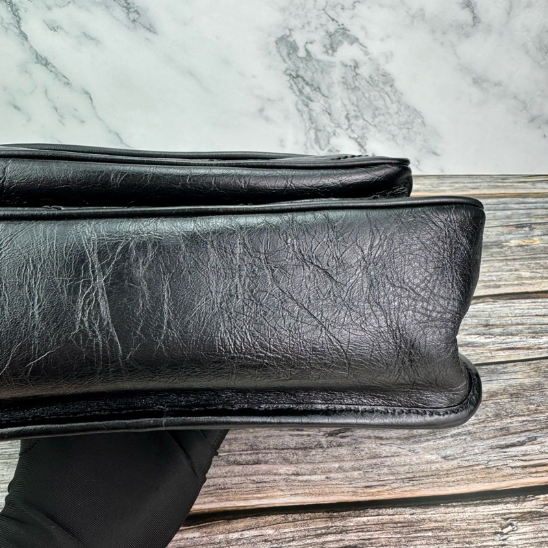 #YSL Niki 中號 #斜背包/ #肩背包 新款D扣-16