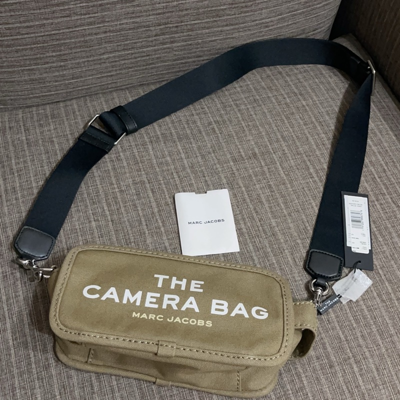 全新優惠Marc jacobs the camera bag字母帆布相機側背包/卡其綠-6