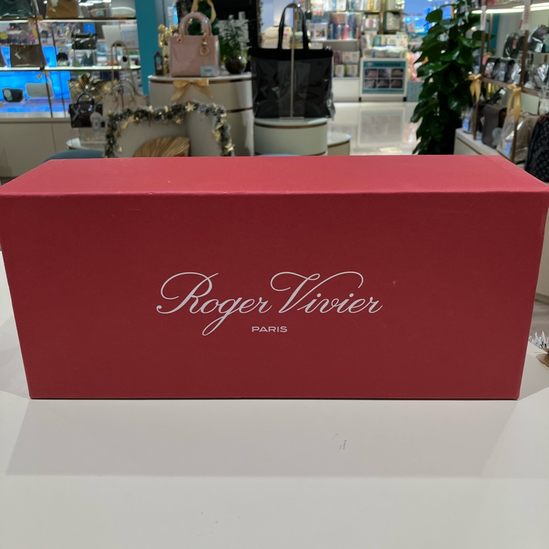 Roger Vivier 經典方扣芭蕾舞鞋 37-17