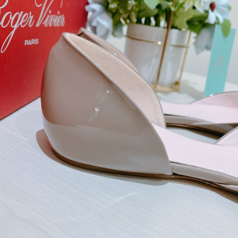 Roger Vivier 經典方扣芭蕾舞鞋 37-20