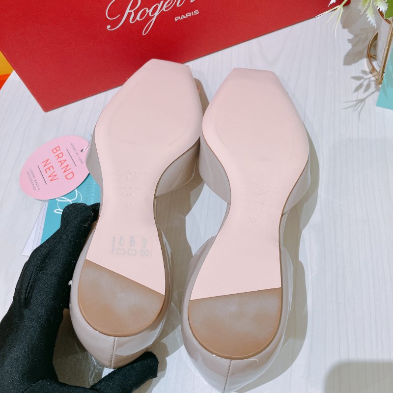Roger Vivier 經典方扣芭蕾舞鞋 37-30