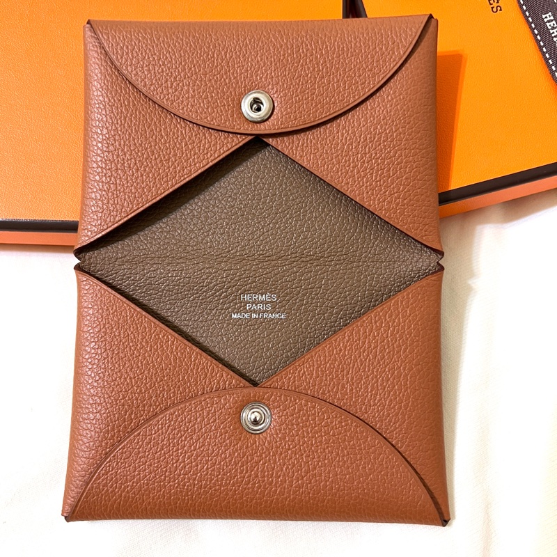 Hermès Calvi經典雙色卡夾-駝色/威瑪犬米色-18