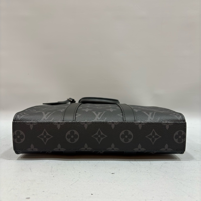 LV M46098 黑花 銀釦 手提 斜背 公事包 琴譜包-11