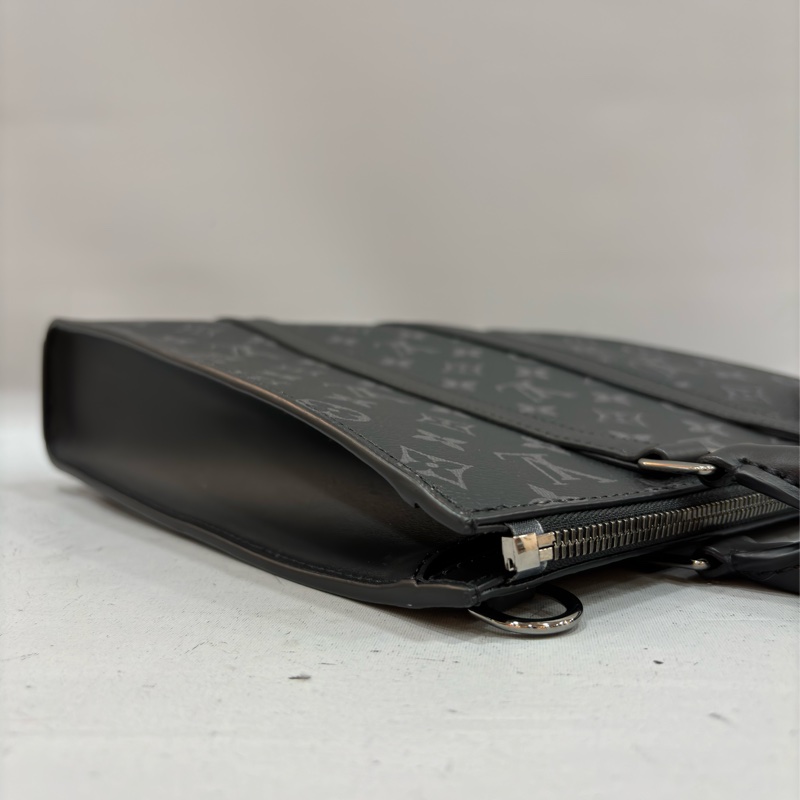 LV M46098 黑花 銀釦 手提 斜背 公事包 琴譜包-19