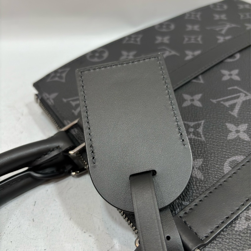 LV M46098 黑花 銀釦 手提 斜背 公事包 琴譜包-26