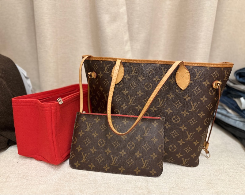 Louis Vuitton neverfull 中號 經典紅色內裡(附內膽包、背帶、減壓帶)-0