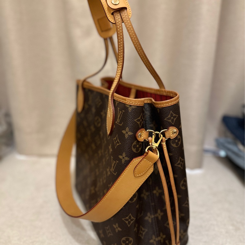 Louis Vuitton neverfull 中號 經典紅色內裡(附內膽包、背帶、減壓帶)-4