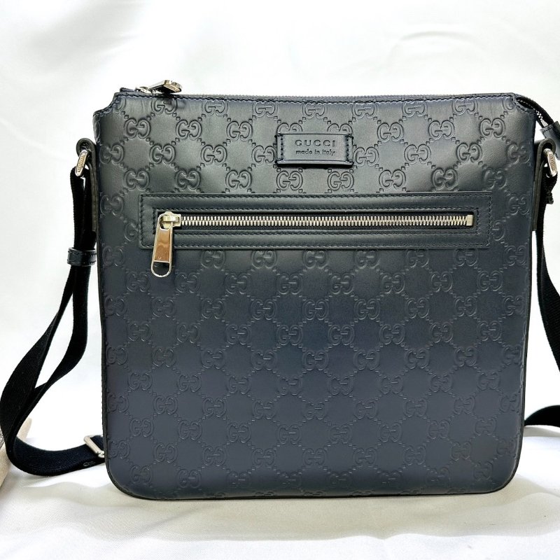 GUCCI Signature牛皮壓紋信封單肩/側背包-0