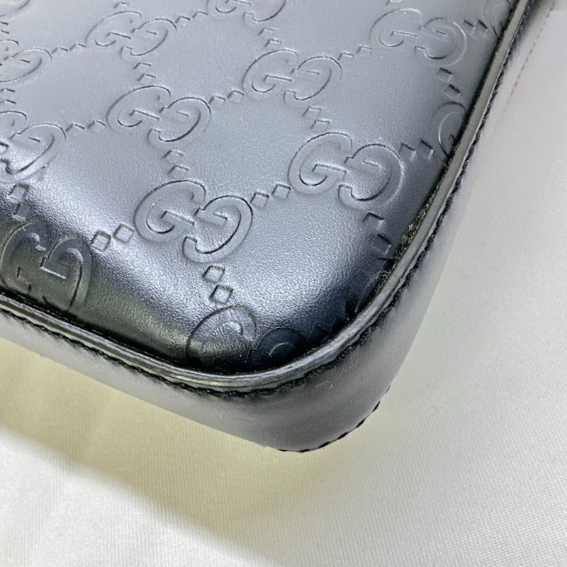 GUCCI Signature牛皮壓紋信封單肩/側背包-12