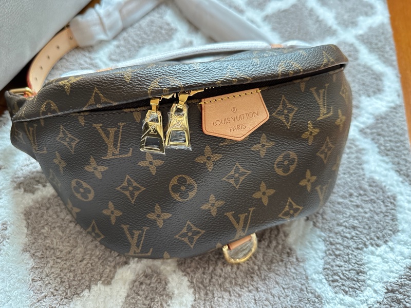 LV老花腰包 胸前包-2