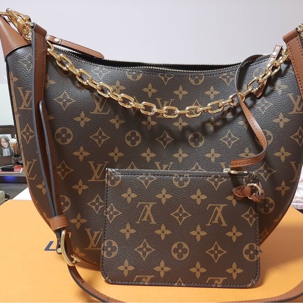 LV 經典Monogram雙色帆布  肩背  斜背包 大月亮包  彎月包(咖啡)-5