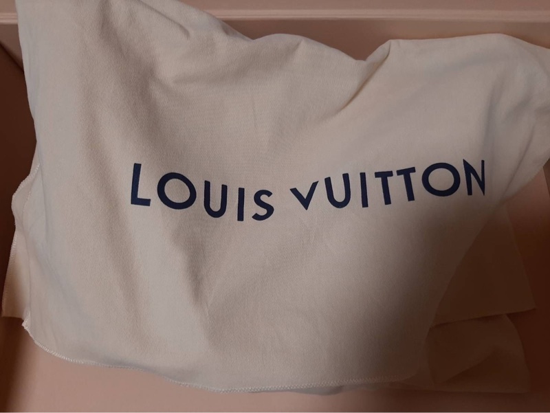 LV 經典Monogram雙色帆布  肩背  斜背包 大月亮包  彎月包(咖啡)-13