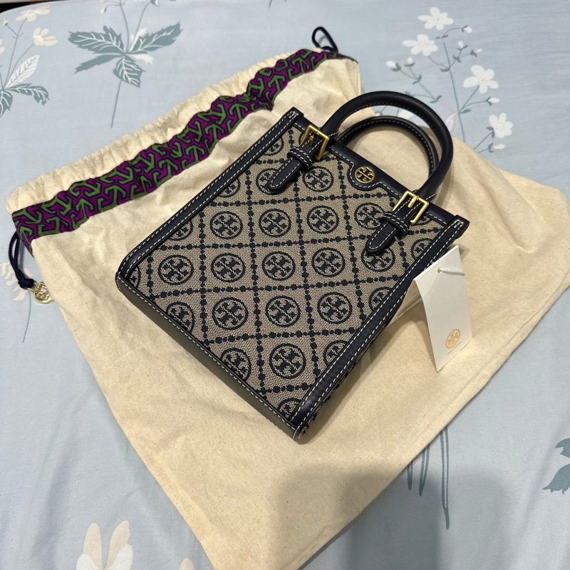 Tory Burch T Monogram 專櫃款 經典藍老花 琴譜包 全新未揹 小巧可愛又時尚-15