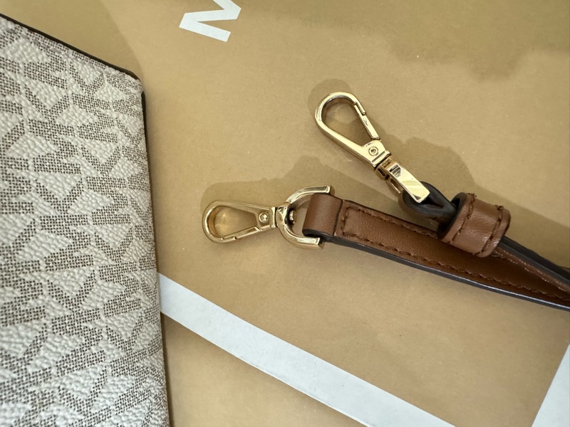 Michael Kors Mercer 9成新 中號老花拼色風琴包-3