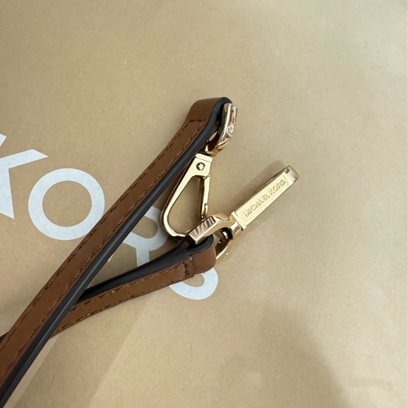 Michael Kors Mercer 9成新 中號老花拼色風琴包-24