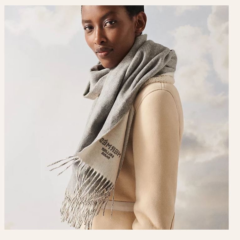 現貨商品 全新商品 專櫃購證 Hermes 經典雙面灰色圍巾 Double Face 圍巾 100% 羊絨披肩-15