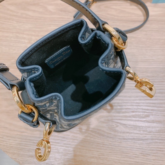 CHRISTIAN DIOR 迪奧經典花紋手挽兩用迷你水桶包包SMALL C'EST DIOR BAG-7