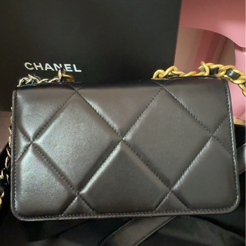 🎶限時特價🎶香奈兒Chanel 19 woc黑金發財包-2