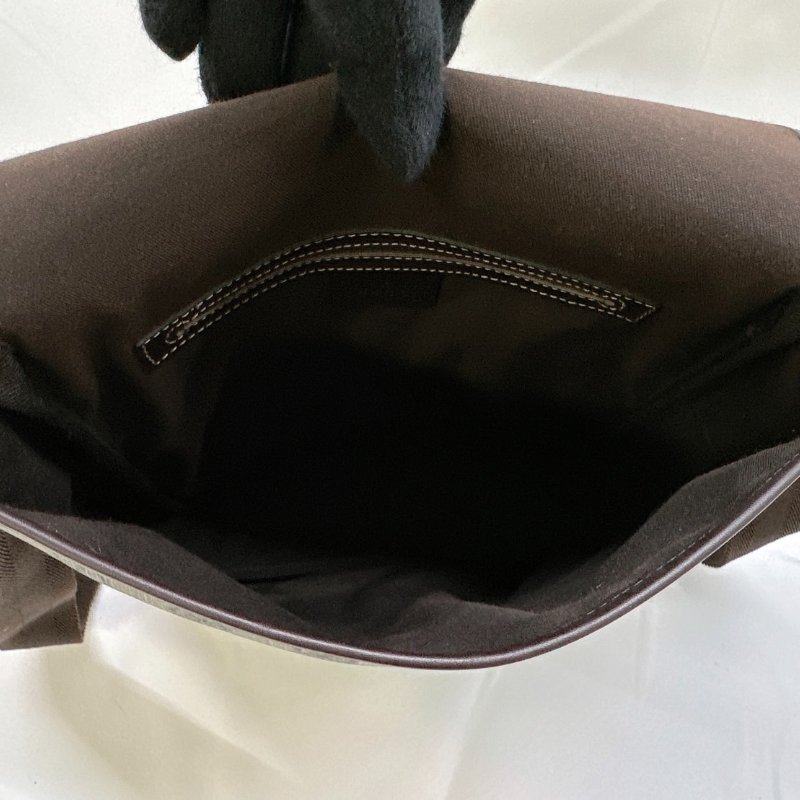 GUCCI 經典緹花PVC斜背包-7