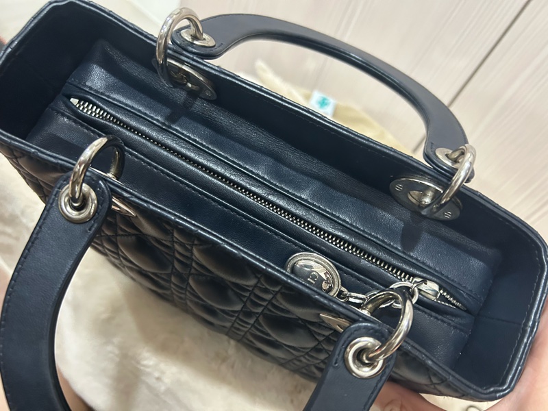 DIOR Lady Dior 中號 五格小羊皮兩用手提黛妃包 海軍藍/深藍-3
