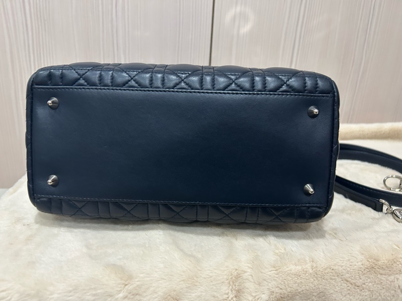 DIOR Lady Dior 中號 五格小羊皮兩用手提黛妃包 海軍藍/深藍-8