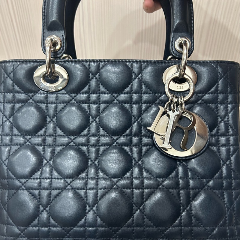 DIOR Lady Dior 中號 五格小羊皮兩用手提黛妃包 海軍藍/深藍-11