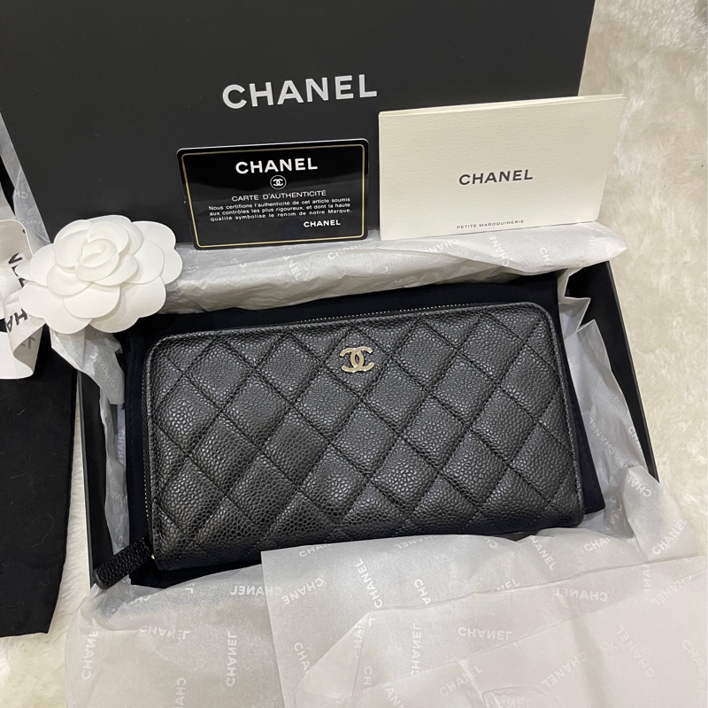 全新🎁香奈兒 荔枝牛皮 黑銀 拉鏈長夾 背面口袋CF長夾-1