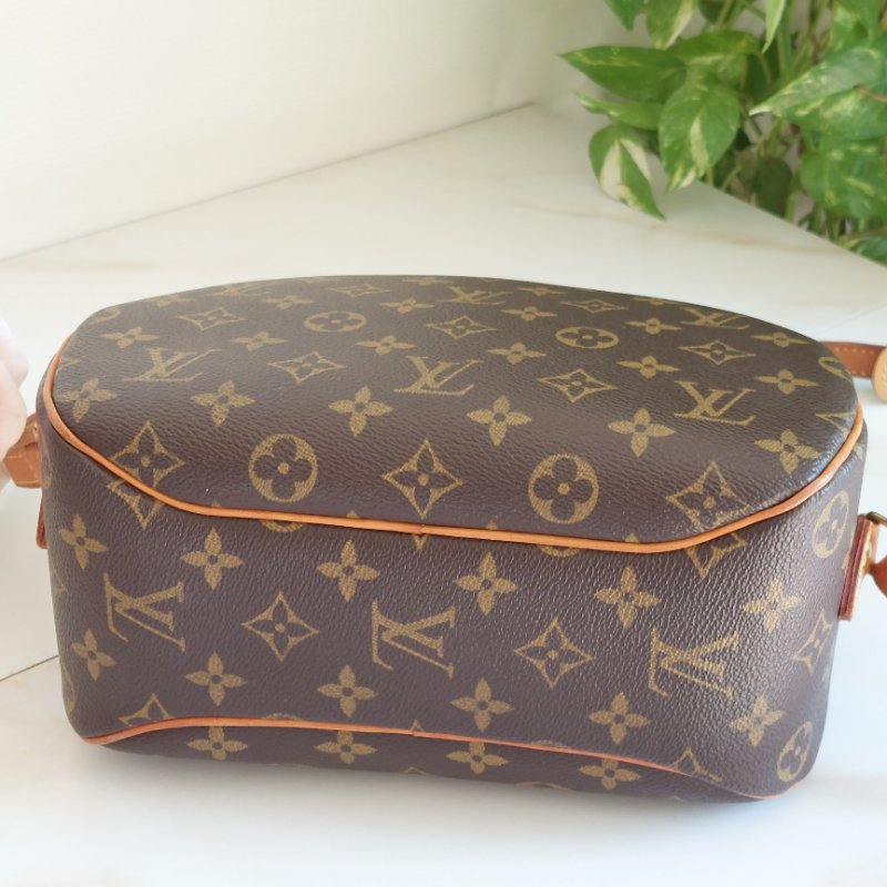 LV  Monogram 中古蘋果包🎀現品實拍 🎀 Vintage 經典花紋老花/蘋果包/柏芝包/斜背包~二手品-64