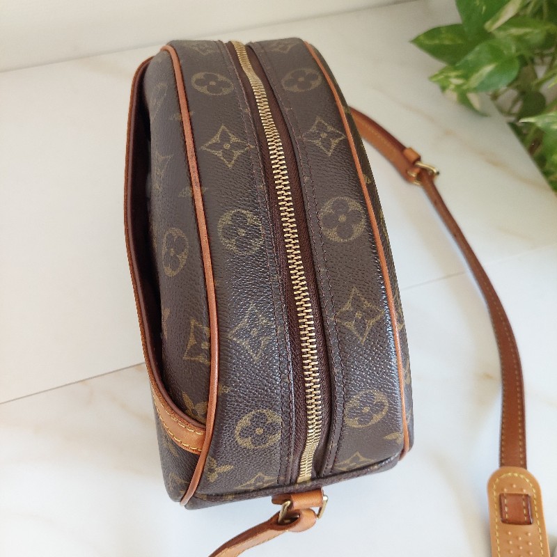 LV  Monogram 中古蘋果包🎀現品實拍 🎀 Vintage 經典花紋老花/蘋果包/柏芝包/斜背包~二手品-17