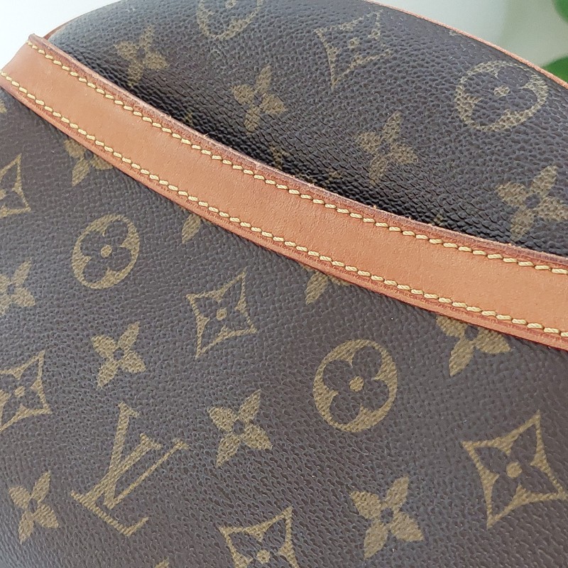 LV  Monogram 中古蘋果包🎀現品實拍 🎀 Vintage 經典花紋老花/蘋果包/柏芝包/斜背包~二手品-44